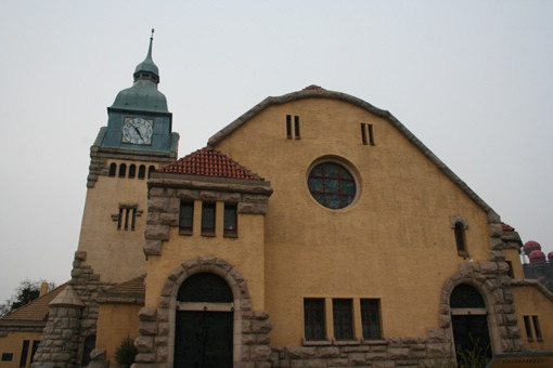 青岛天主教堂-青岛市必去景点