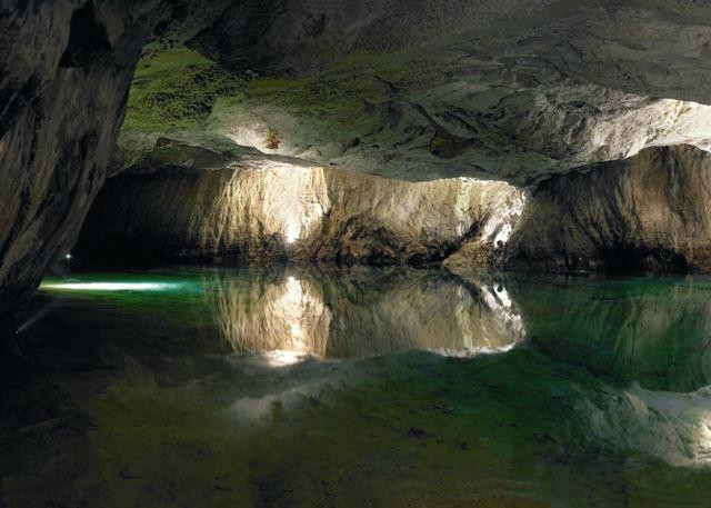 Lac Souterrain de Saint-Léonard-St-Leonard必去景点
