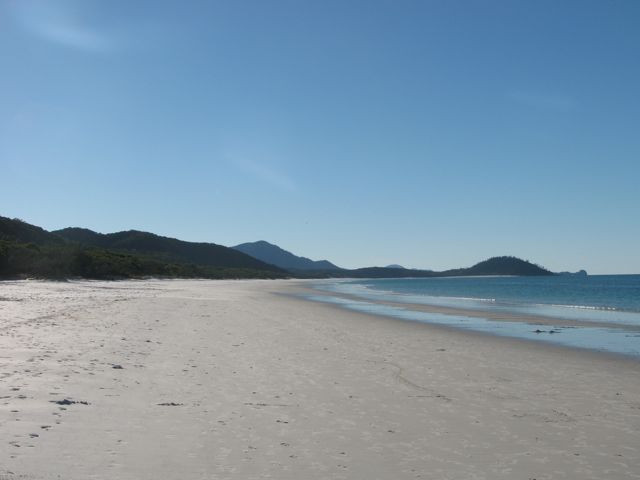 白天堂海滩-圣灵群岛必去景点