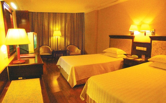 白天鹅宾馆主图