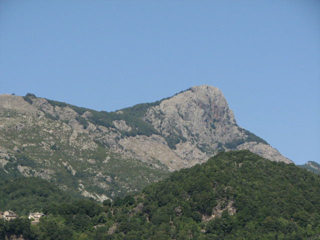 Corsica Rando Aventure-Perelli必去景点