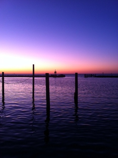 The Breakwater Inn主图