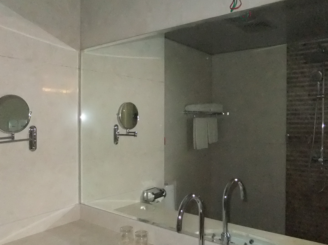 景洪邦海大酒店主图