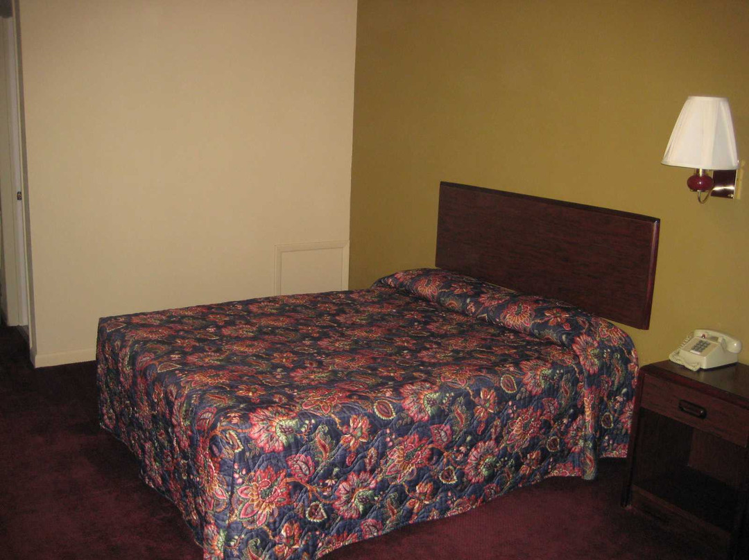 Budget Inn