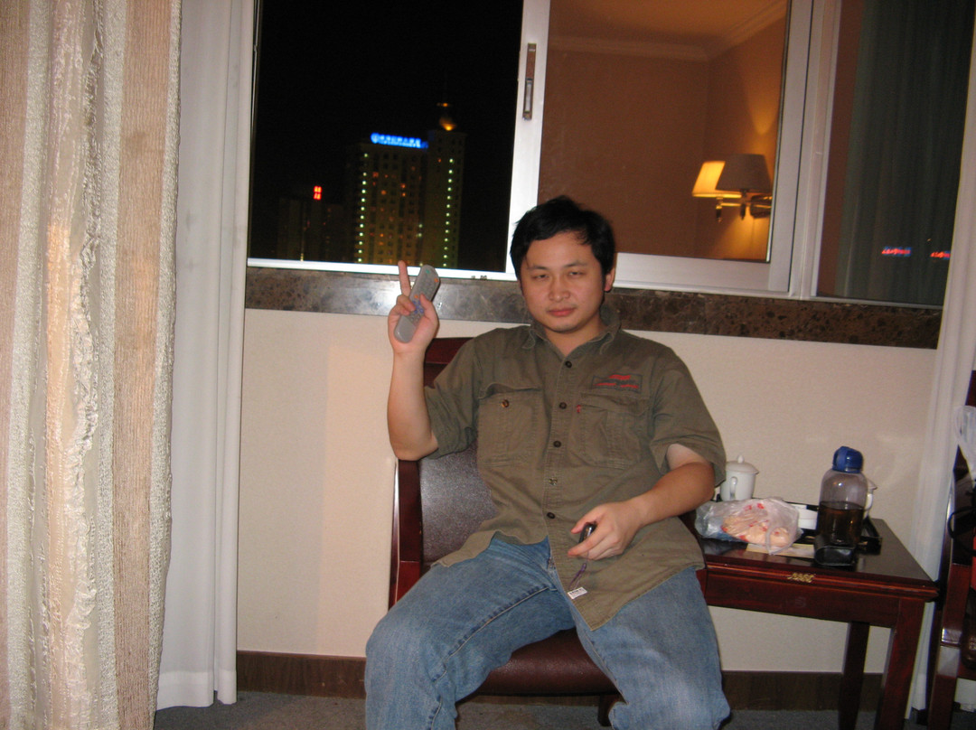 圣通大酒店主图