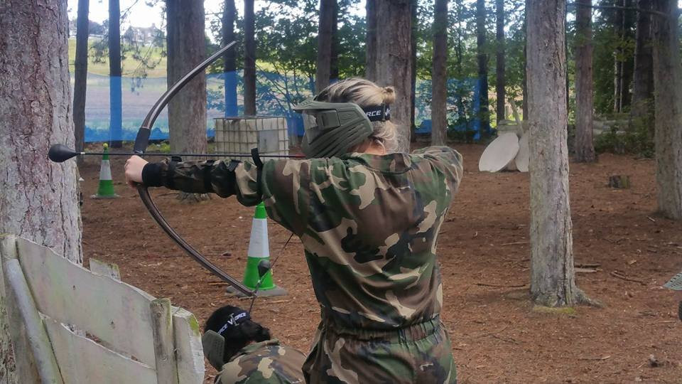 Newmillerdam旅游景点-Battlezone Archery Tag