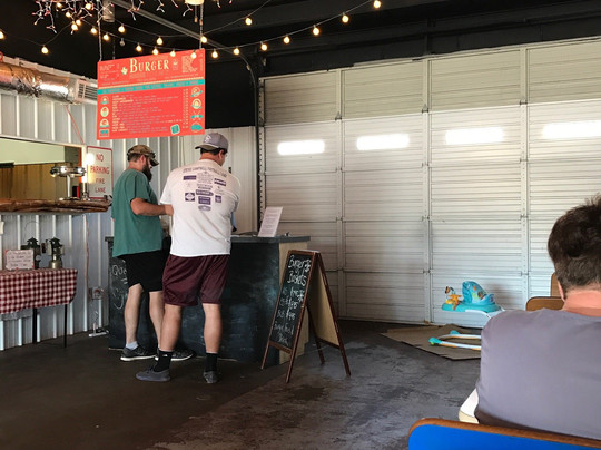 New Boston餐馆和美食-The Burger Joint