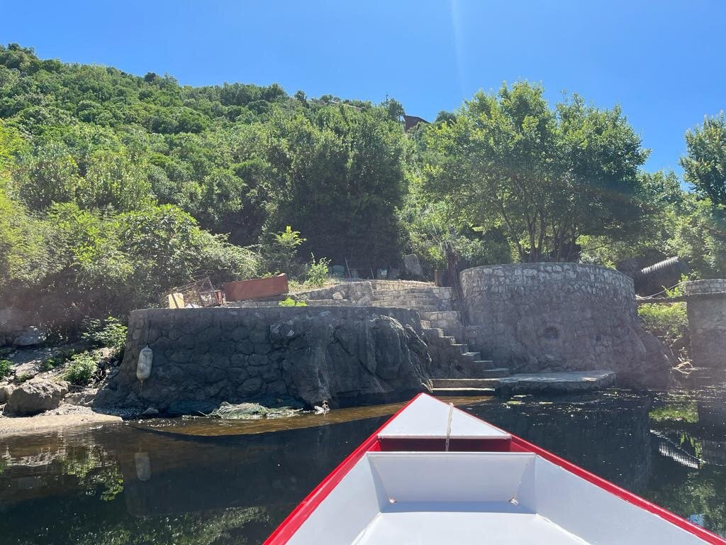"TAXI BOAT GALEB"-Rijeka Crnojevica必去景点