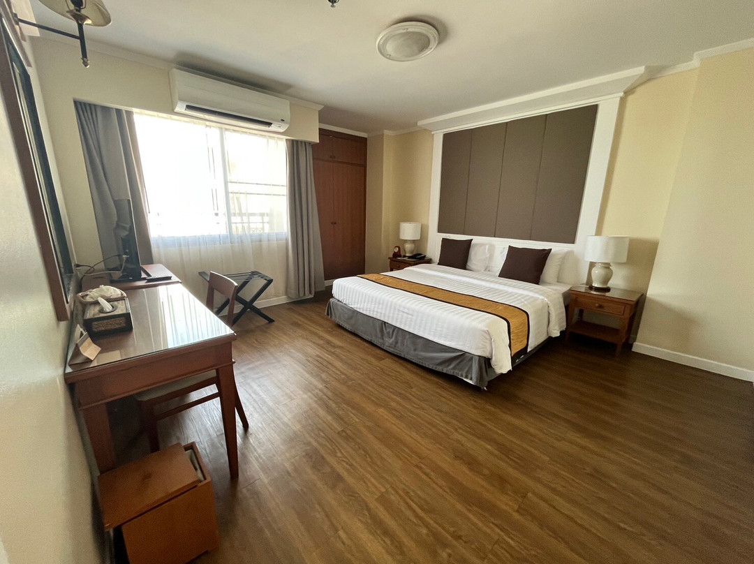 凯特利滨海湾酒店，罗勇主图