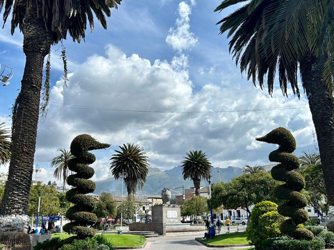 Daniel Mucarsel-基多必去景点