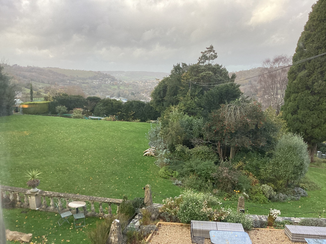 伯利法院酒店主图