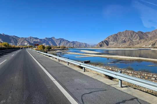 Amazing Xizang Tour-拉萨市必去景点