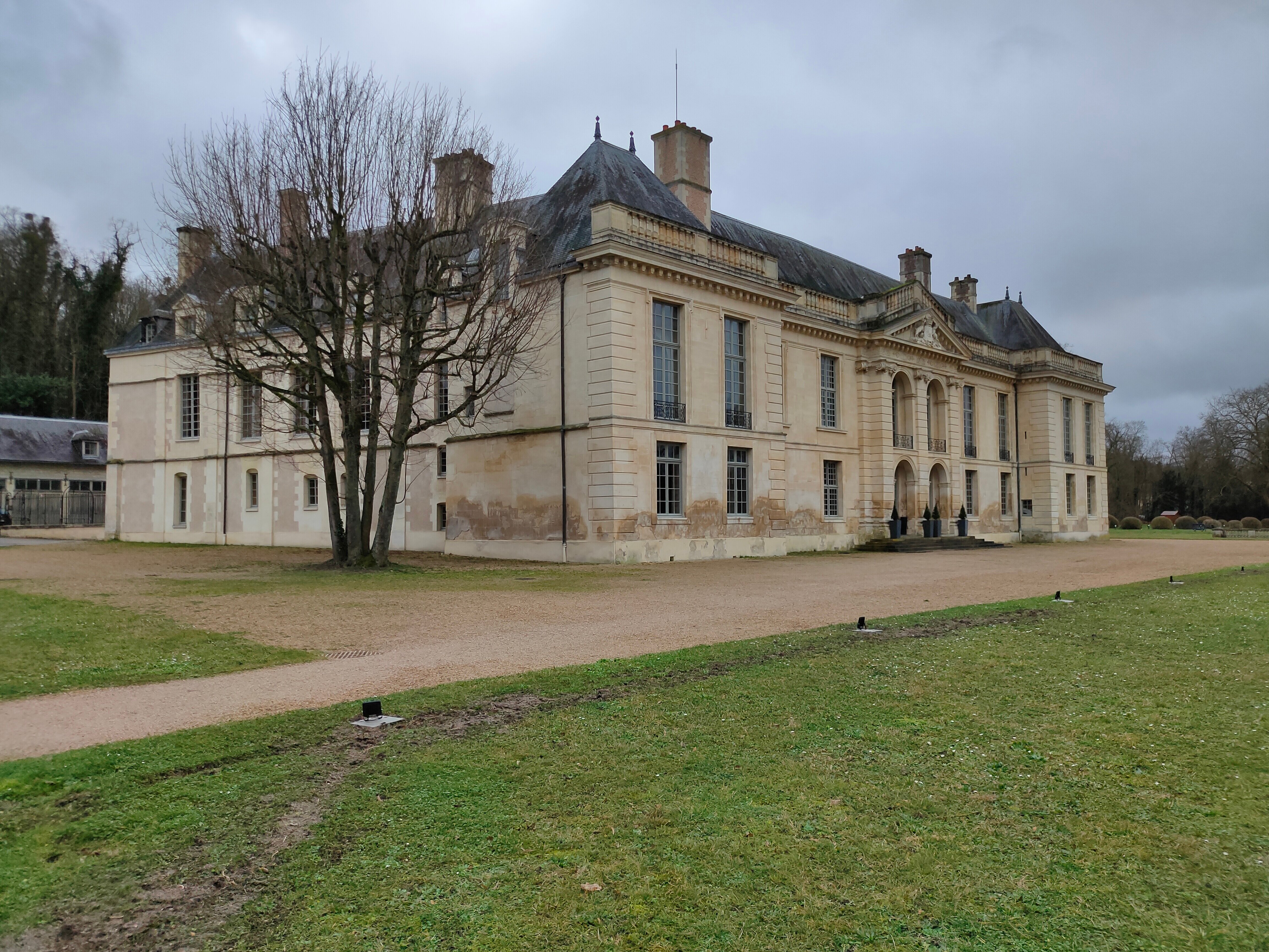 Château de Mery-官方