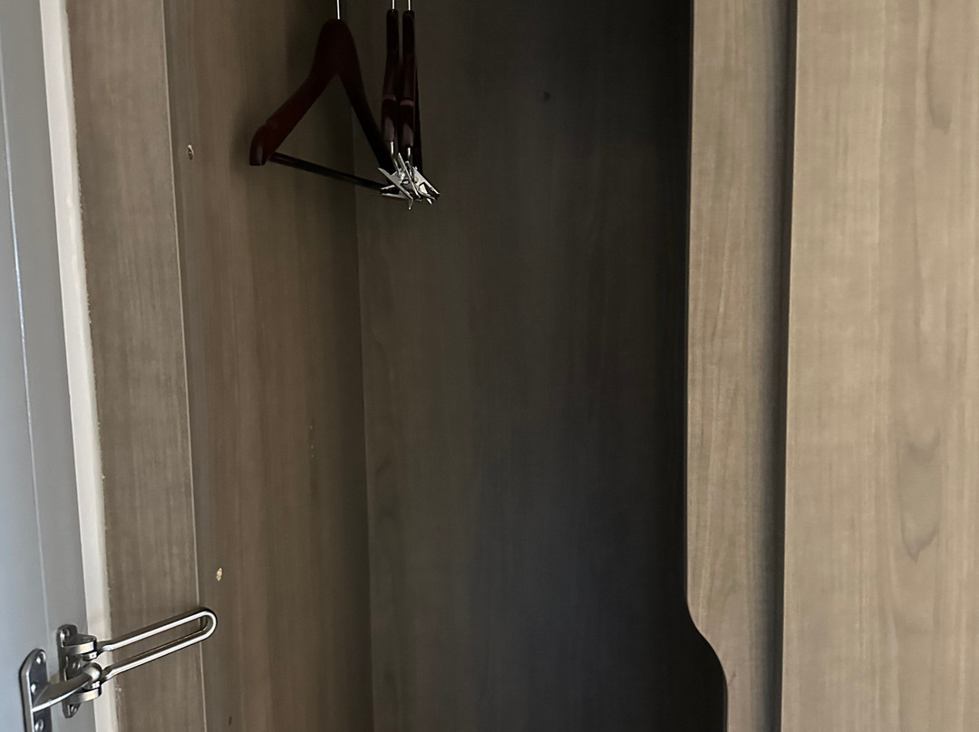 可可海滩智选假日套房酒店主图