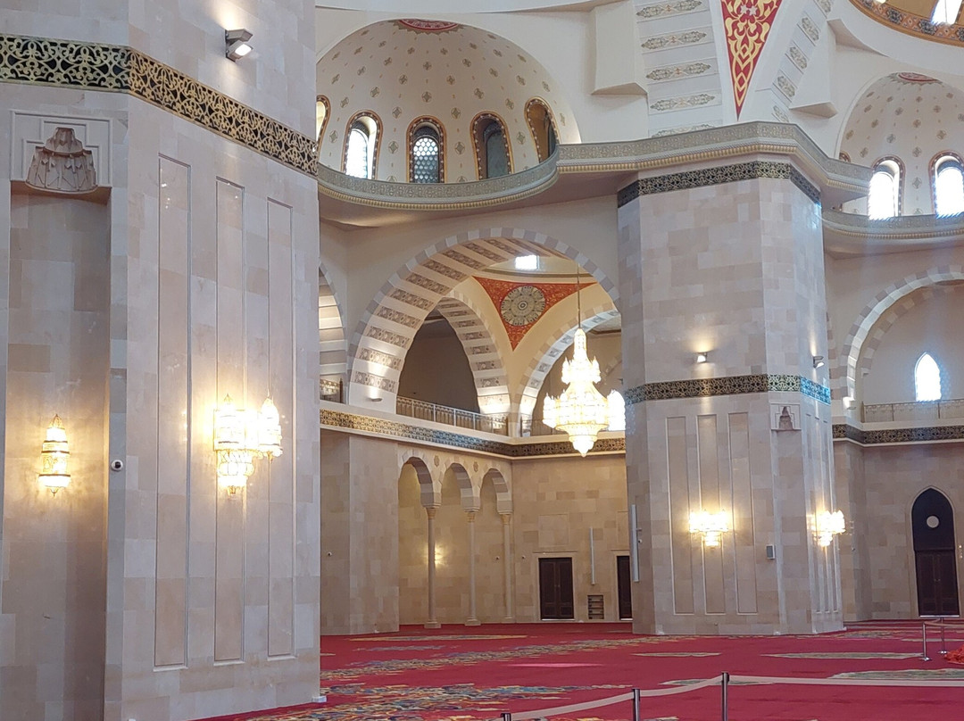 Sheikh Zayed Mosque - Fujairah景点图片