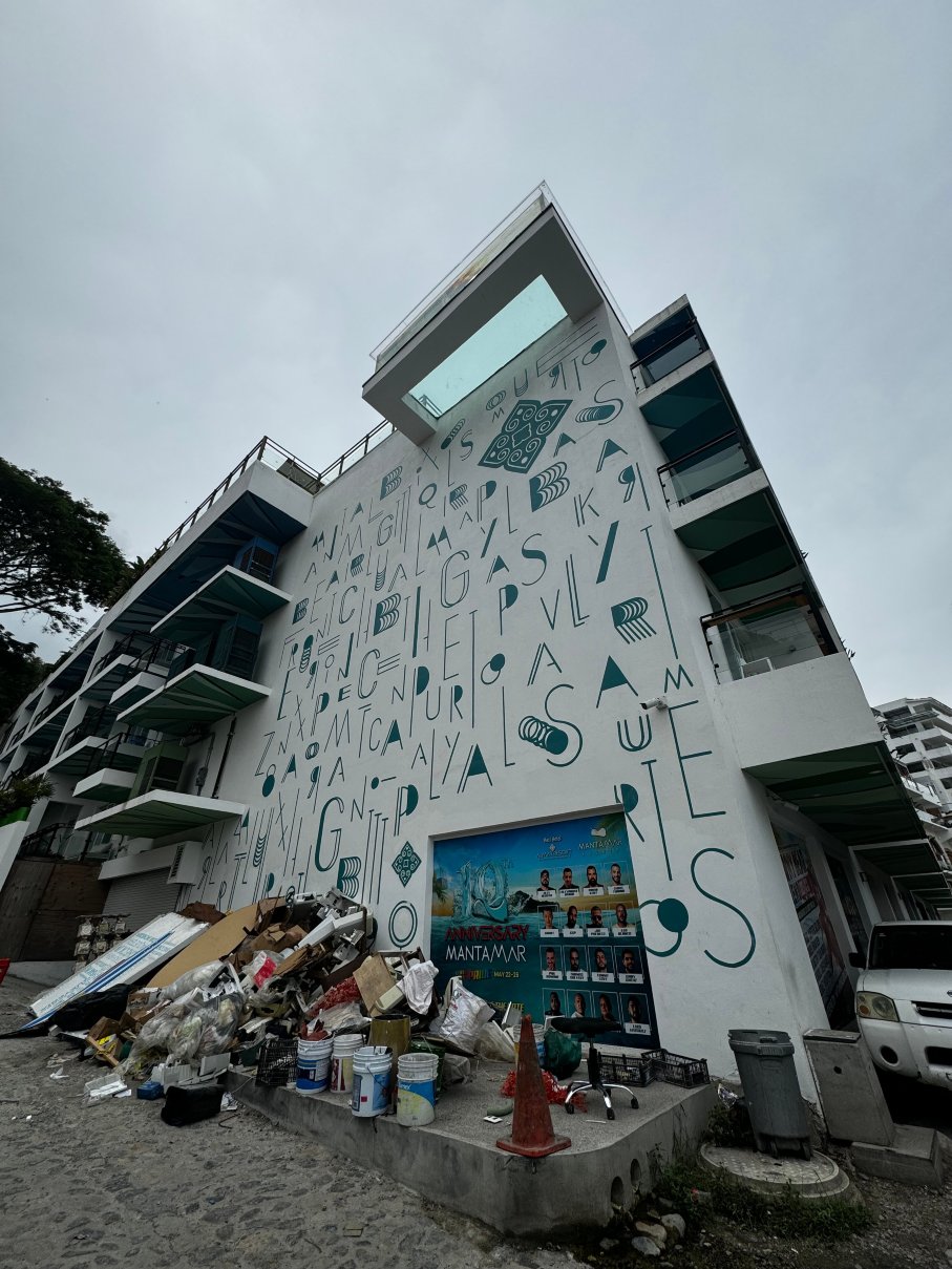 Almar Resort Luxury LGBT Beach Front Experience-泳池