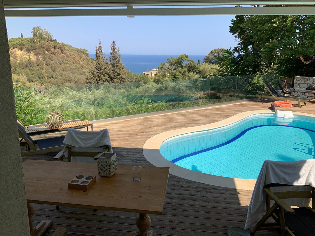 Chris & Jo Villas主图