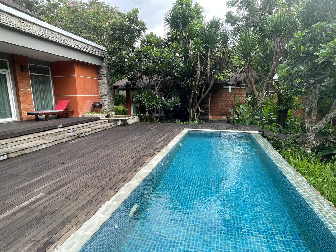 瑞平赛珊奢华酒店主图