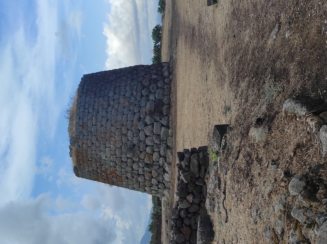 Nuraghe Santa Sabina-Silanus必去景点