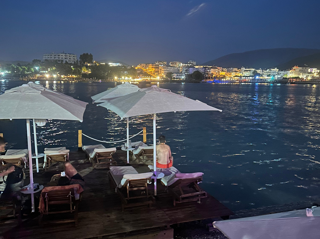 Ohana Beach Bar Ksamil-Ksamil必去景点