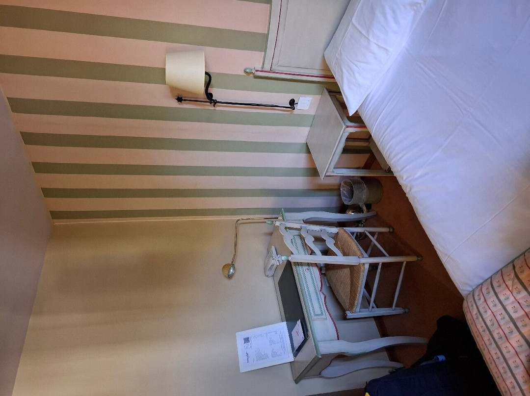 布斯若酒店主图