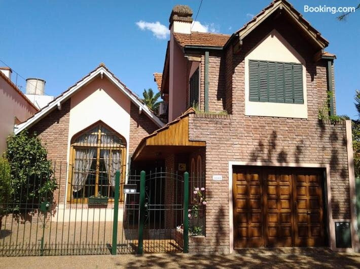 Familia San Martin Bed and Breakfast主图