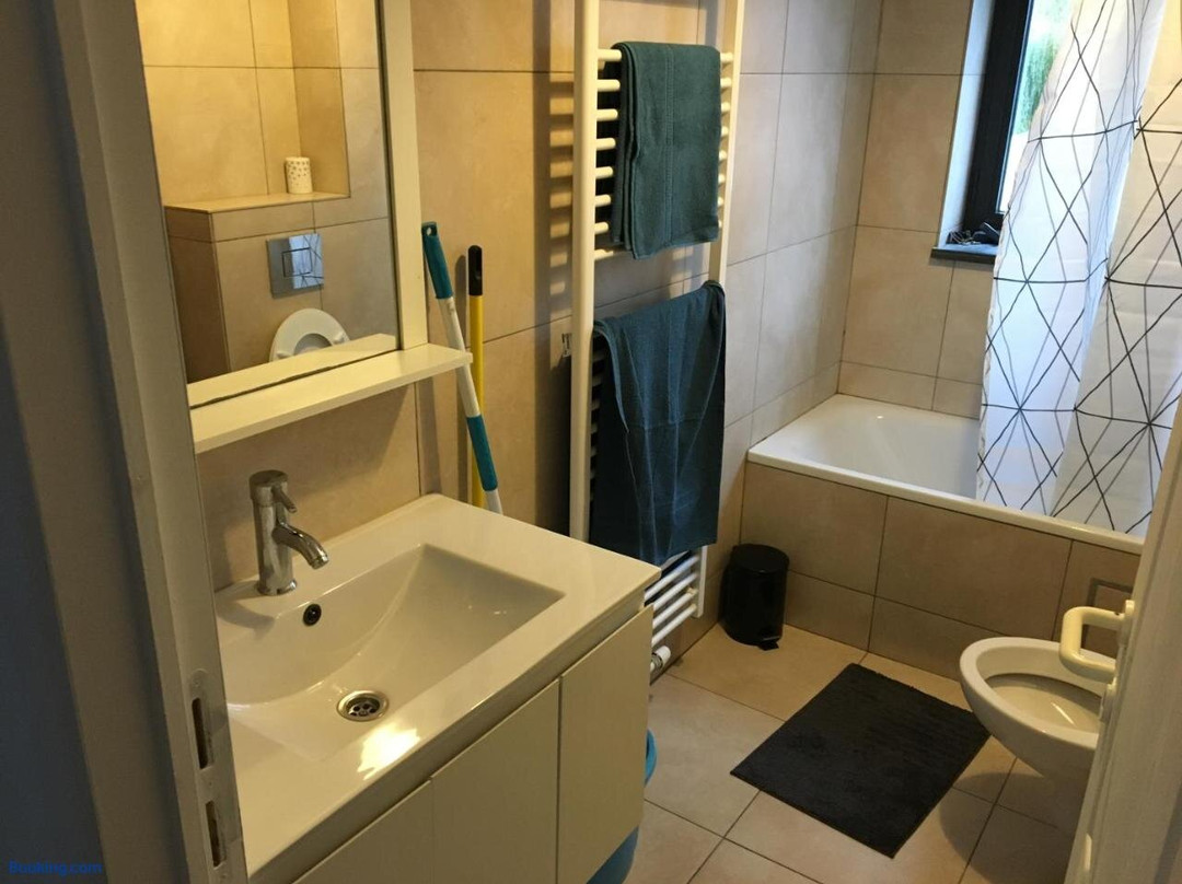 Appartement Courcelles