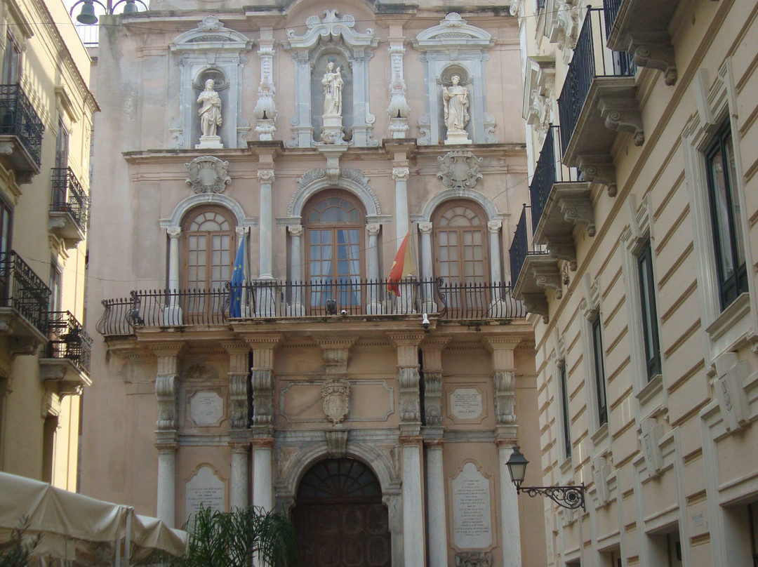 Porta Oscura e Torre Dell'Orologio-特拉帕尼省必去景点