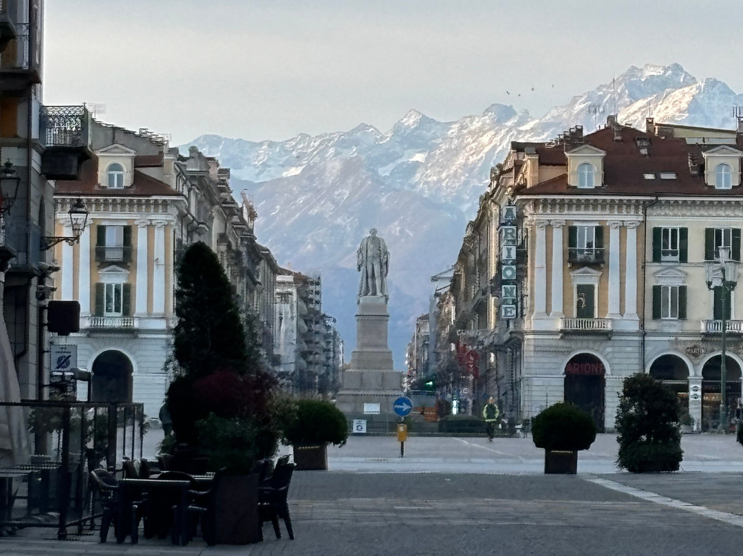 Piazza Galimberti-库内奥必去景点