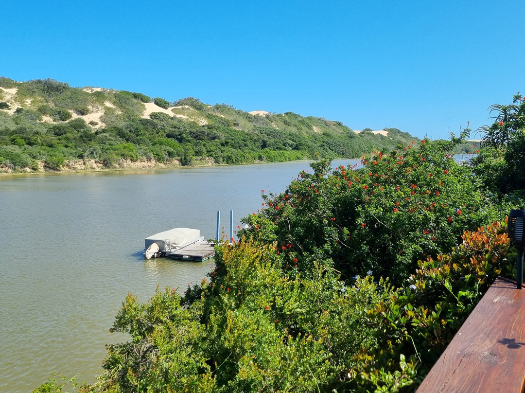 Dungbeetle River Lodge主图