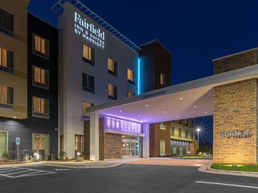 Cedar Grove酒店住宿-Fairfield Inn & Suites Mebane