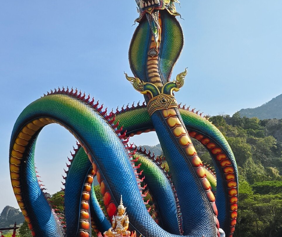 Wat Tham Chaeng景点图片