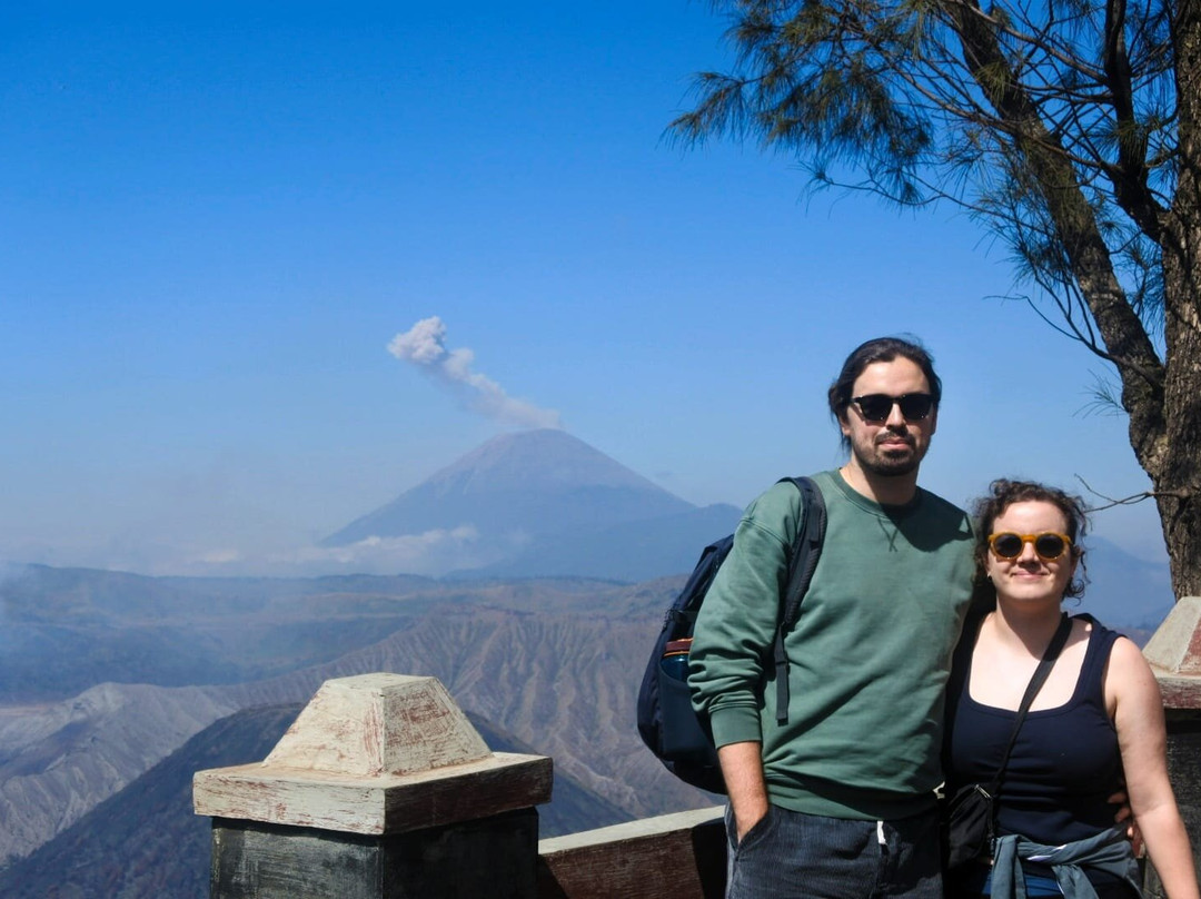 Bromo Ijen Sewu Waterfall景点图片