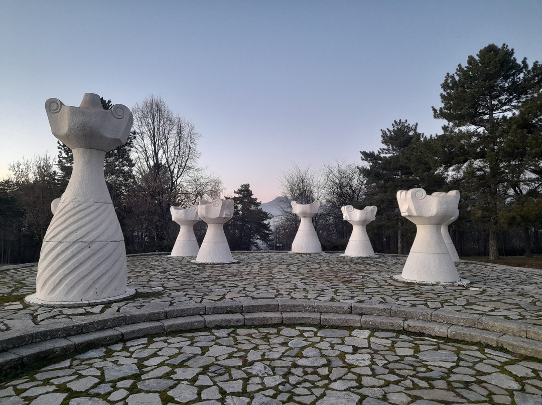 Mound to the Unbeaten景点图片
