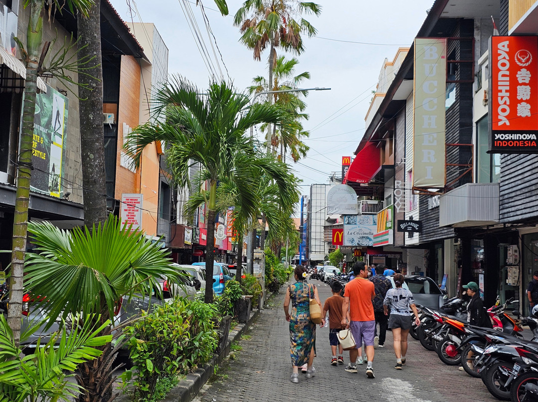 库塔广场-库塔必去景点