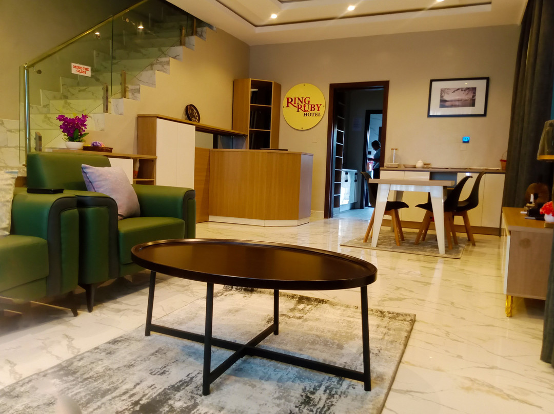 Ringruby酒店, Eso Close