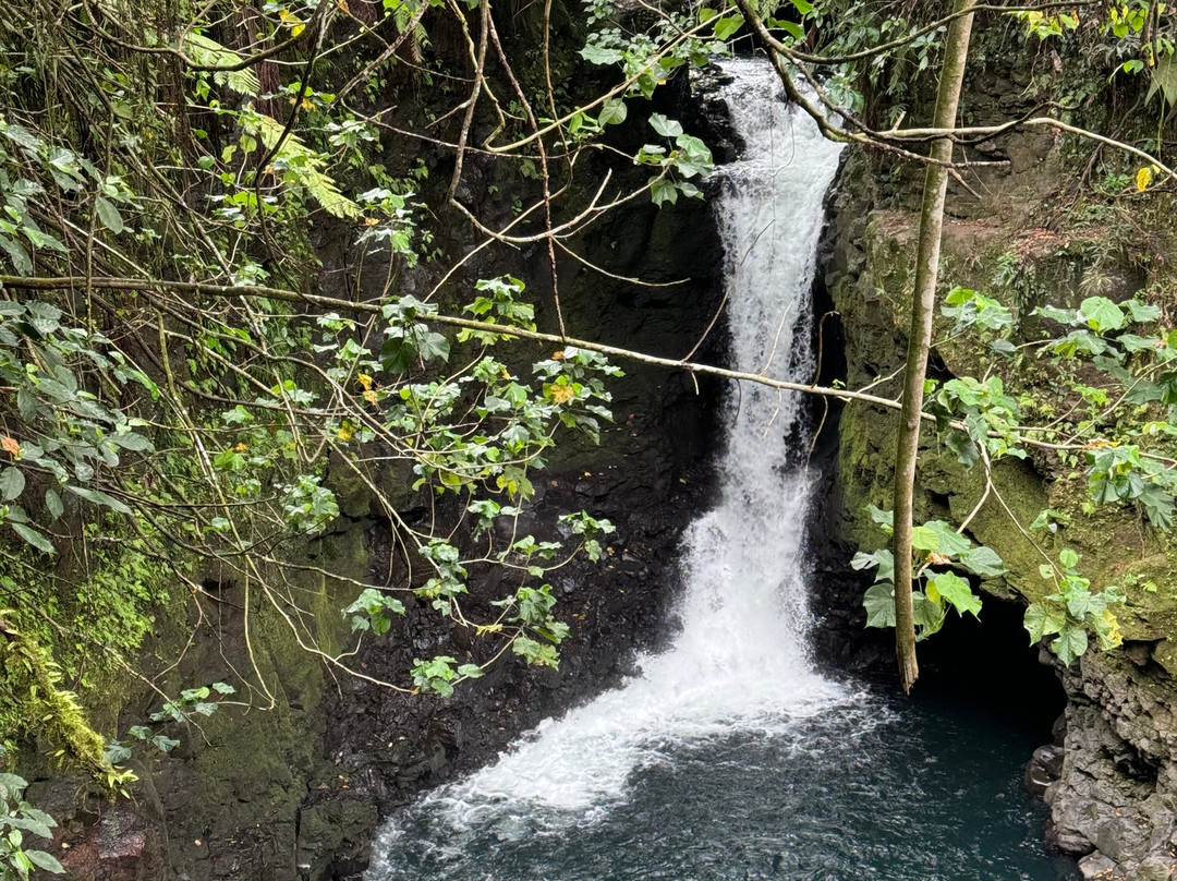 Waterfall Sauniatu-Upolu必去景点