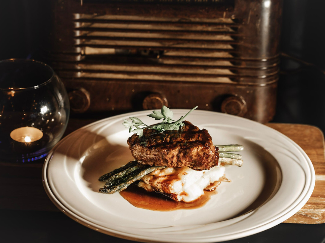 Martinsdale餐馆和美食-The Jawbone