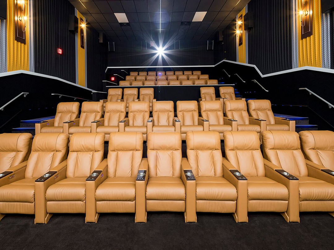 Classic Cinemas La Grange Xq