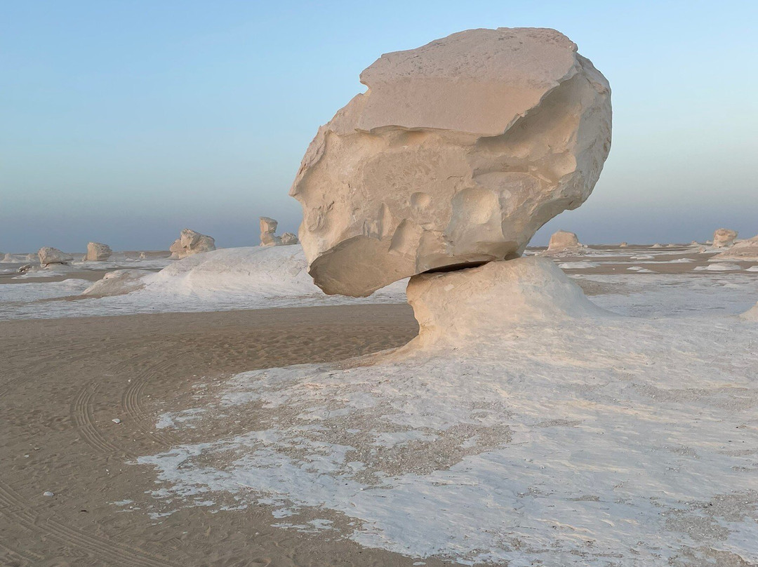 White Desert Safari景点图片