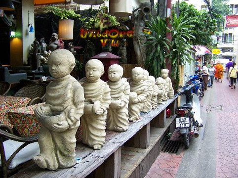 曼谷野兰别墅主图