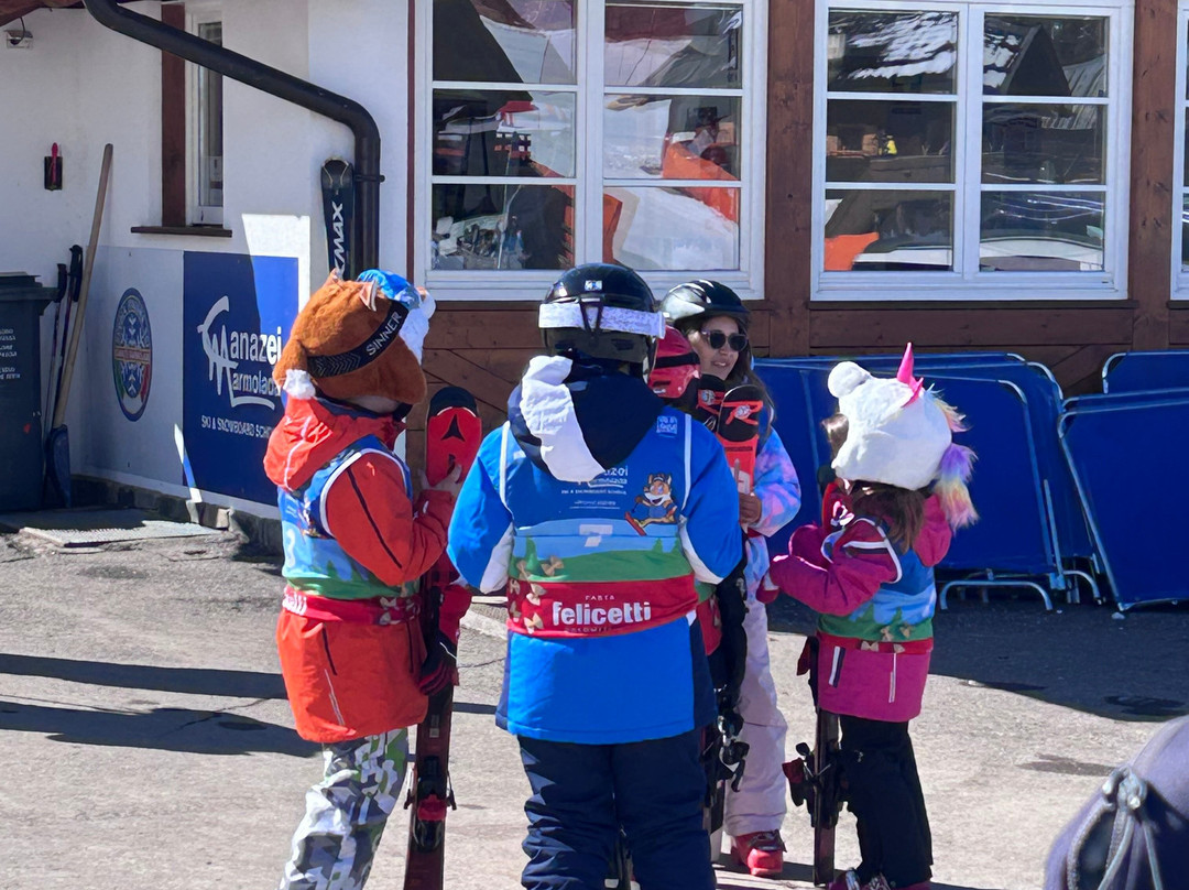 Ski and Snowboard School Canazei Marmolada景点图片