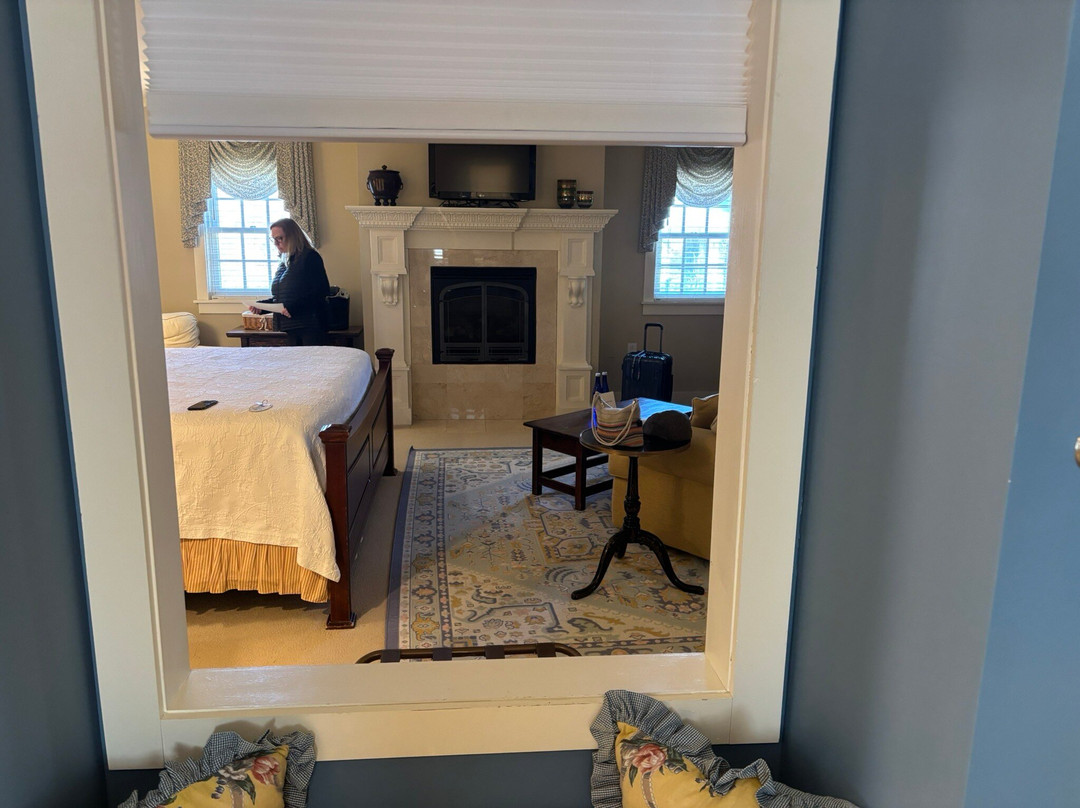 The Reluctant Panther Inn & Restaurant主图