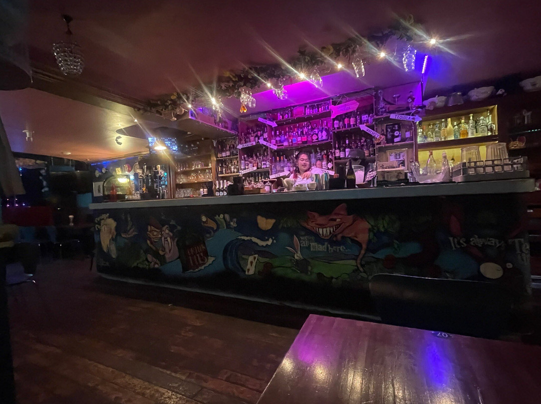 The Mad Hatter Oxford景点图片