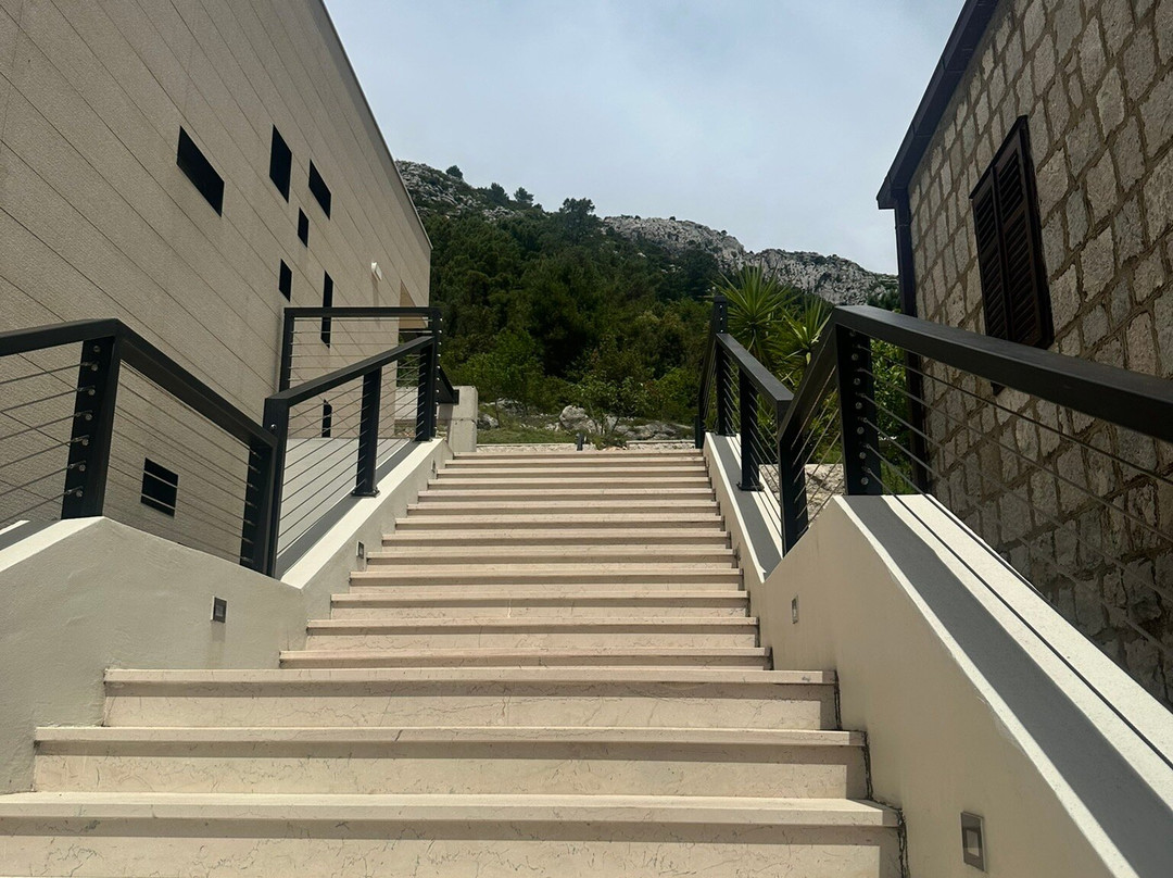 Milos Winery-斯顿必去景点