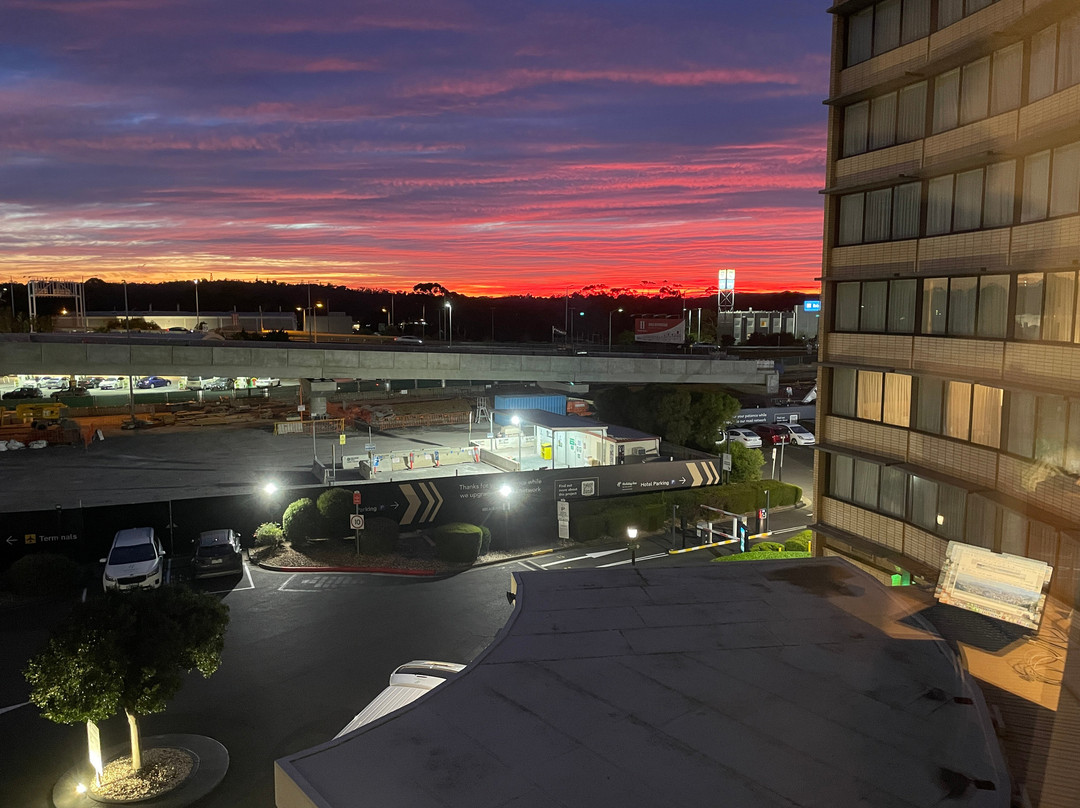 假日墨尔本机场酒店主图