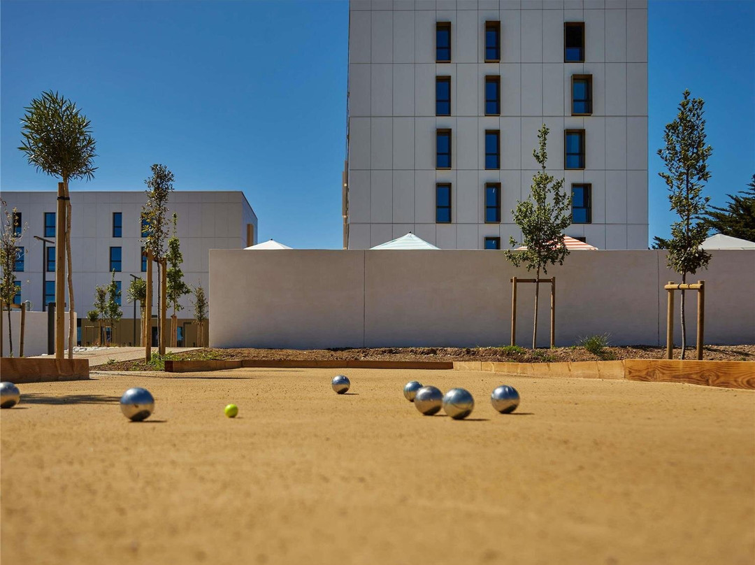 宜必思尚品蒙彼利埃机场会展中心酒店主图