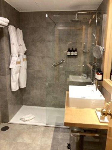 恩尔茨奥克多宫殿酒店主图