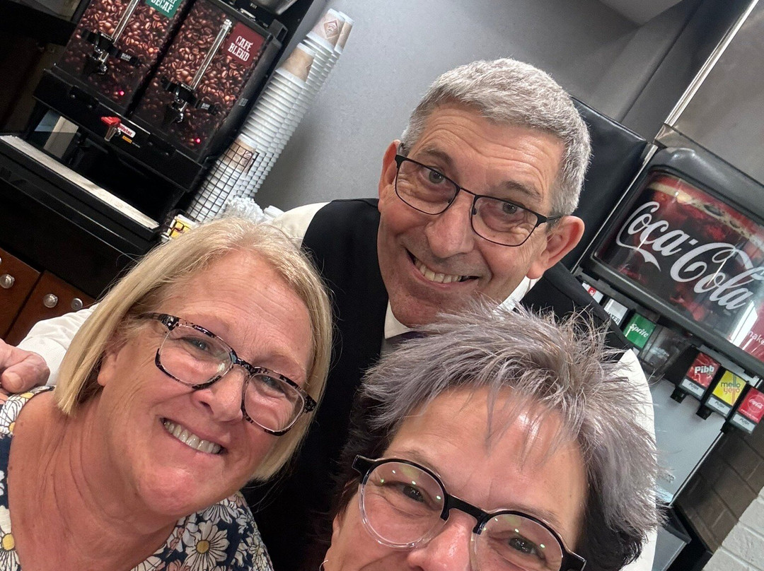 Pear Tree Inn St. Louis Airport主图