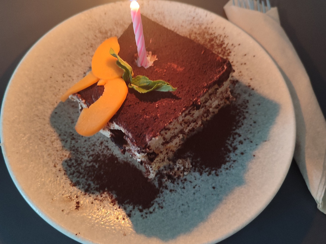 塞琳娜海滩酒店主图